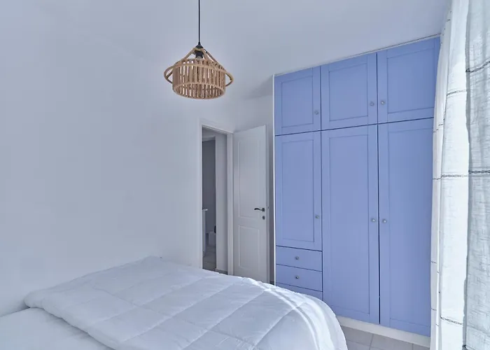 Ifestos With Private Veranda, Paros * Πίσω Λιβάδι